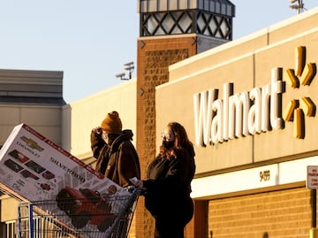 Esto paga Walmart a sus trabajadores en EU según su puesto