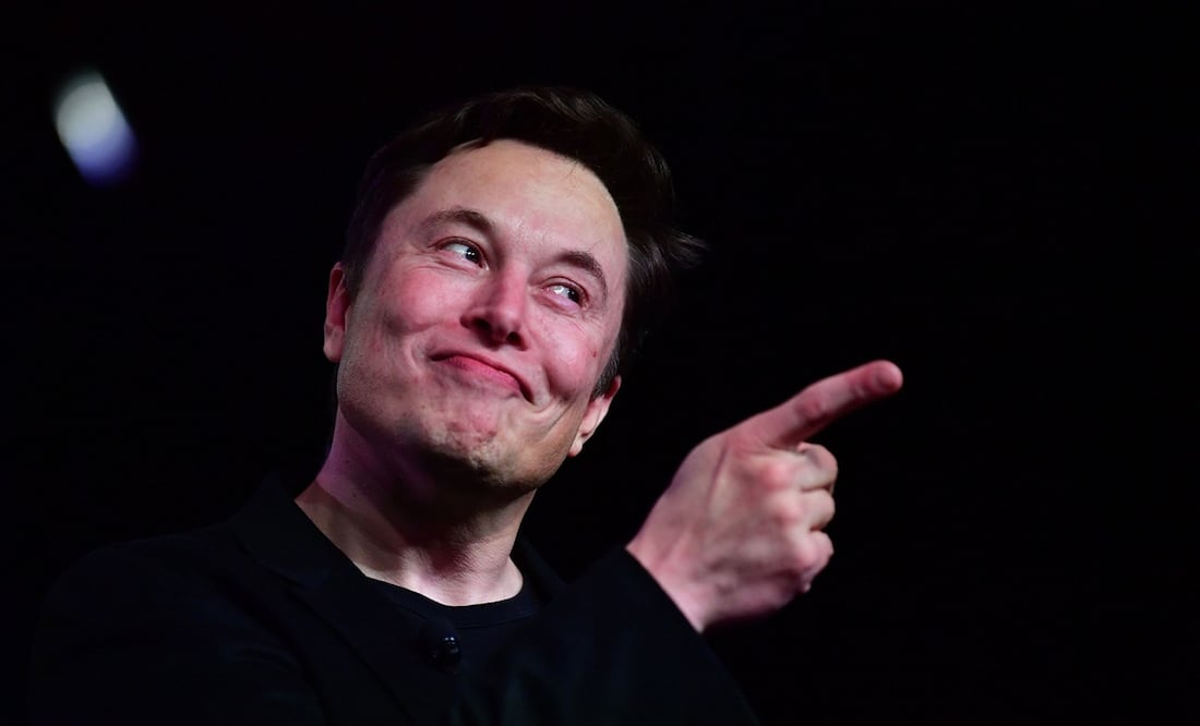 Falso Musk estafa a directora de escuela con cheque de 100 mil dólares. Foto: AFP