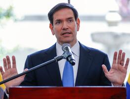 Marco Rubio impacta por declaraciones en documental OVNI: "Están sobrevolando nuestras bases nucleares"