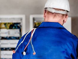 Hay trabajo en Consulado de EU en Mérida; pagan 312 mil al año a electricistas