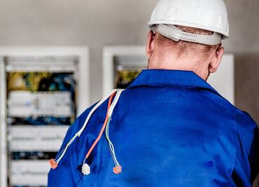 Hay trabajo en Consulado de EU en Mérida; pagan 312 mil al año a electricistas