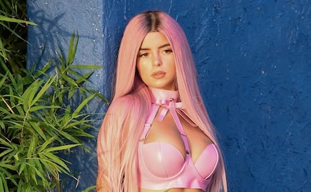 Demi Rose presume su trabajado derrière con vestido traslúcido en Turquía