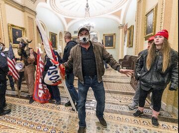 Asalto al Capitolio. Florida suspende permisos de armas a implicados