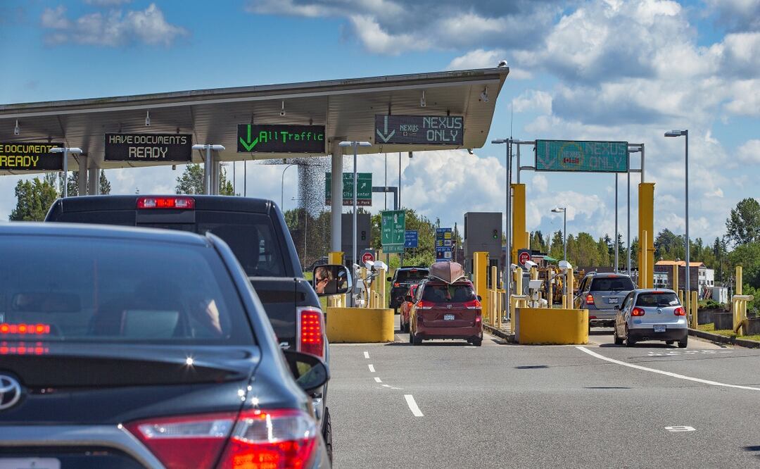 Hay un límite de mercancía que puedes pasar por Aduana a México sin pagar impuestos. Foto: iStock