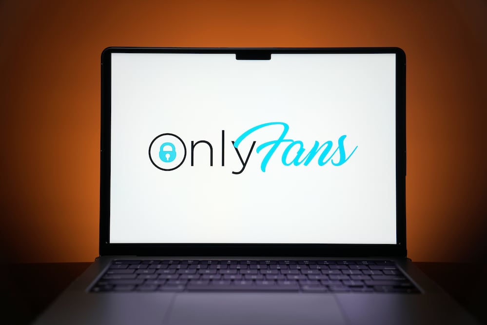 ¿De que murió el dueño de OnlyFans y cuánto dinero genera su imperio digital?. : AP Photo/Jeff Roberson, File