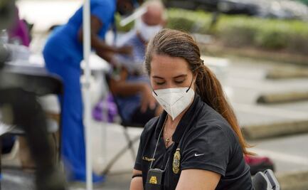 Florida multará a ciudades y condados que obliguen a vacunarse