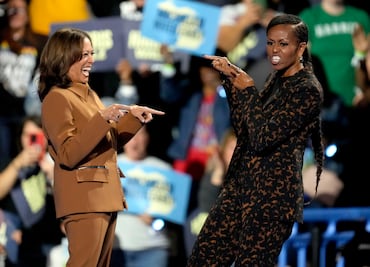 Michelle Obama cuestiona la salud mental de Trump; el expresidente la llama "asquerosa"