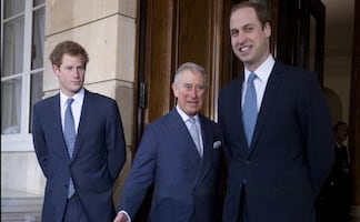 Príncipe Harry lanza propuesta de paz para reconciliarse con William y el rey Carlos antes de caer en bancarrota