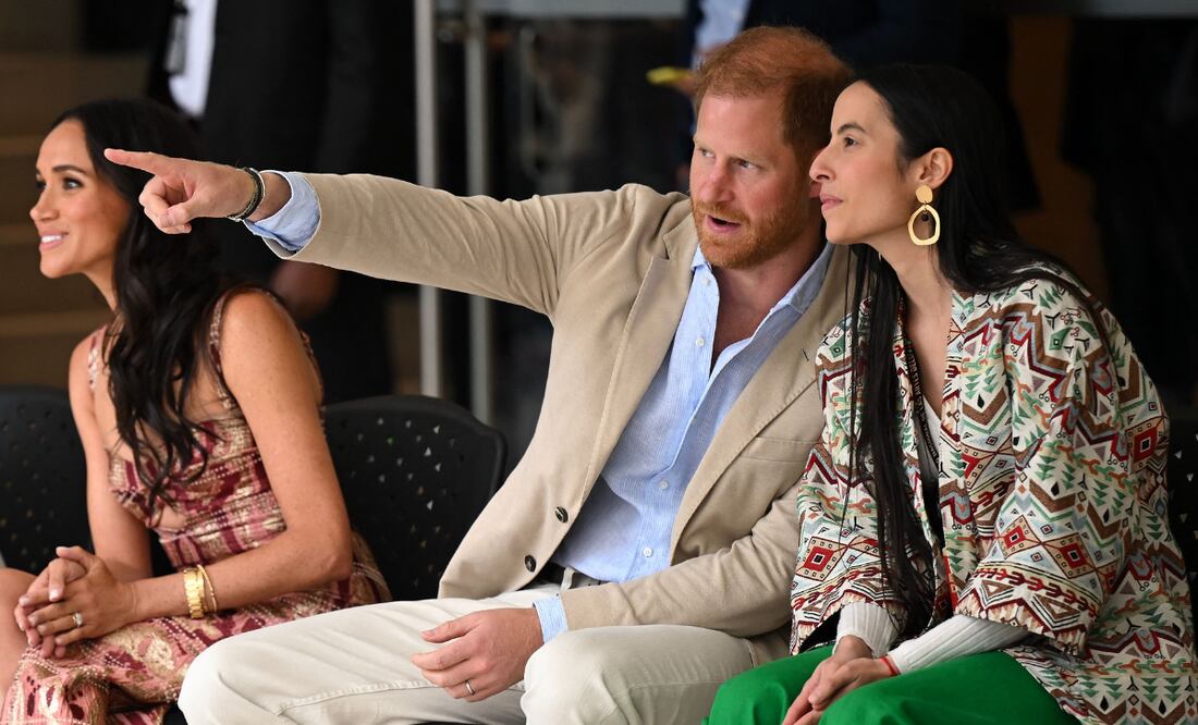 Príncipe Harry “coquetea” con directora colombiana y se aleja de Meghan Markle. ¿Se acabó el amor?. Foto: RAUL ARBOLEDA / AFP