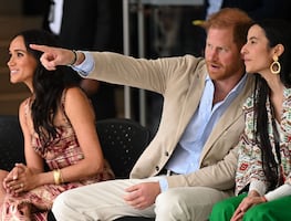 Harry “coquetea” con directora colombiana y se aleja de Meghan Markle. ¿Se acabó el amor?