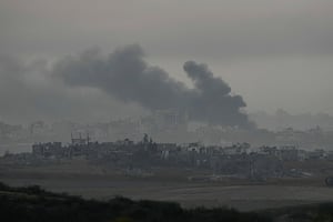 Decenas de tanques israelíes entran en el sur de la Franja de Gaza