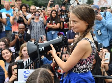 Time reconoce a la joven Greta Thunberg como personalidad del año