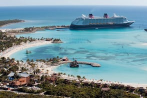 10 experiencias que no puedes perderte en Castaway Cay durante tu crucero Disney