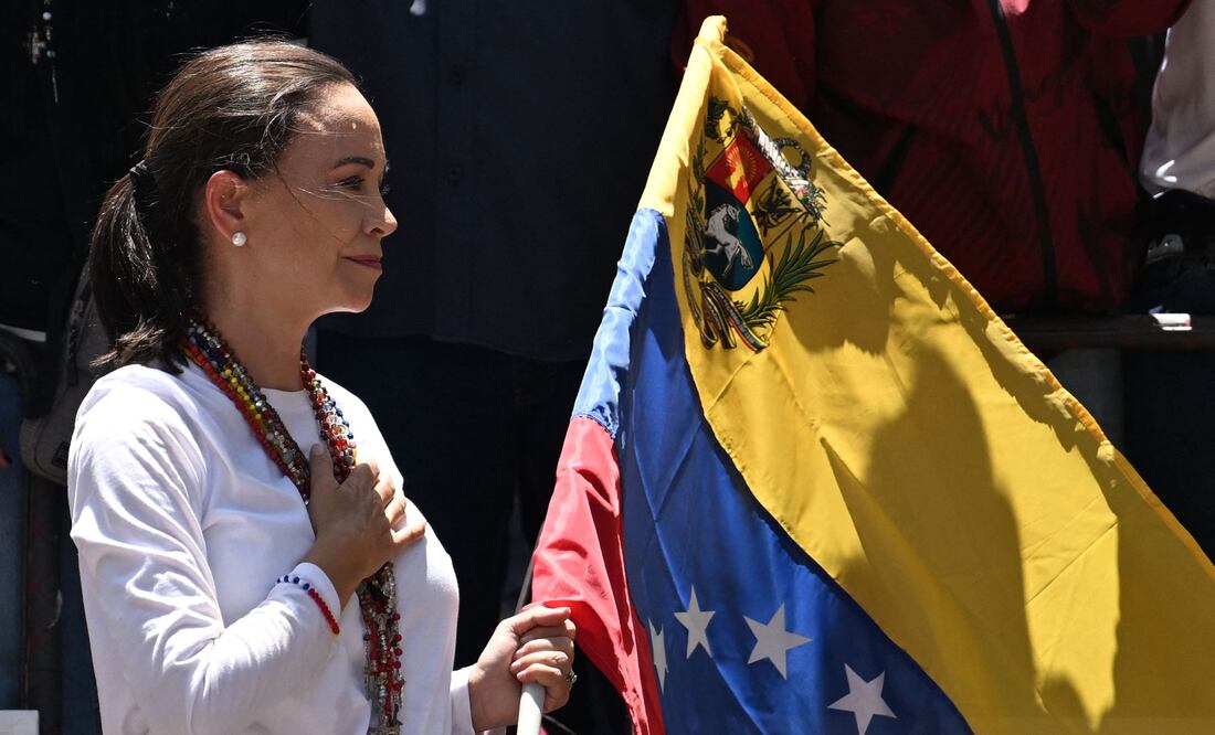 ¿Filtraron el Nobel de la Paz? Investigan aumento “sospechoso” de apuestas a favor de María Corina Machado. (Photo by Juan BARRETO / AFP)