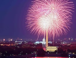 ¿Por qué el 4 de julio se festeja con fuegos artificiales?