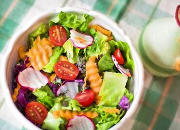 Las dietas a base de plantas y pescado reducen la gravedad de por Covid