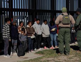 Trump ha detenido a 113 mil migrantes y expulsado a casi 100 mil en lo que va de su administración