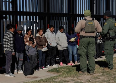 Estados Unidos ha deportado a 690 mil migrantes desde que levantó el Título 42