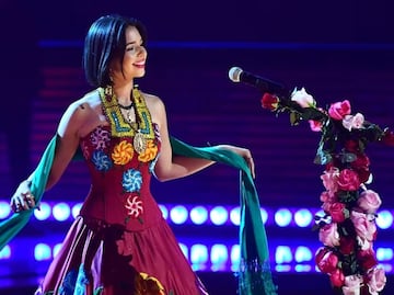 Ángela Aguilar. Con firmas, fans piden detener bullying contra la esposa de Christian Nodal. “Le tienen envidia”