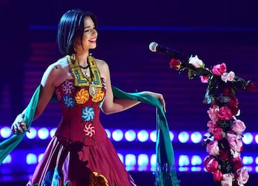 Ángela Aguilar. Con firmas, fans piden detener bullying contra la esposa de Christian Nodal. “Le tienen envidia”