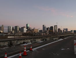 Familia de Houston muere intoxicada por gas de su auto tras apagón