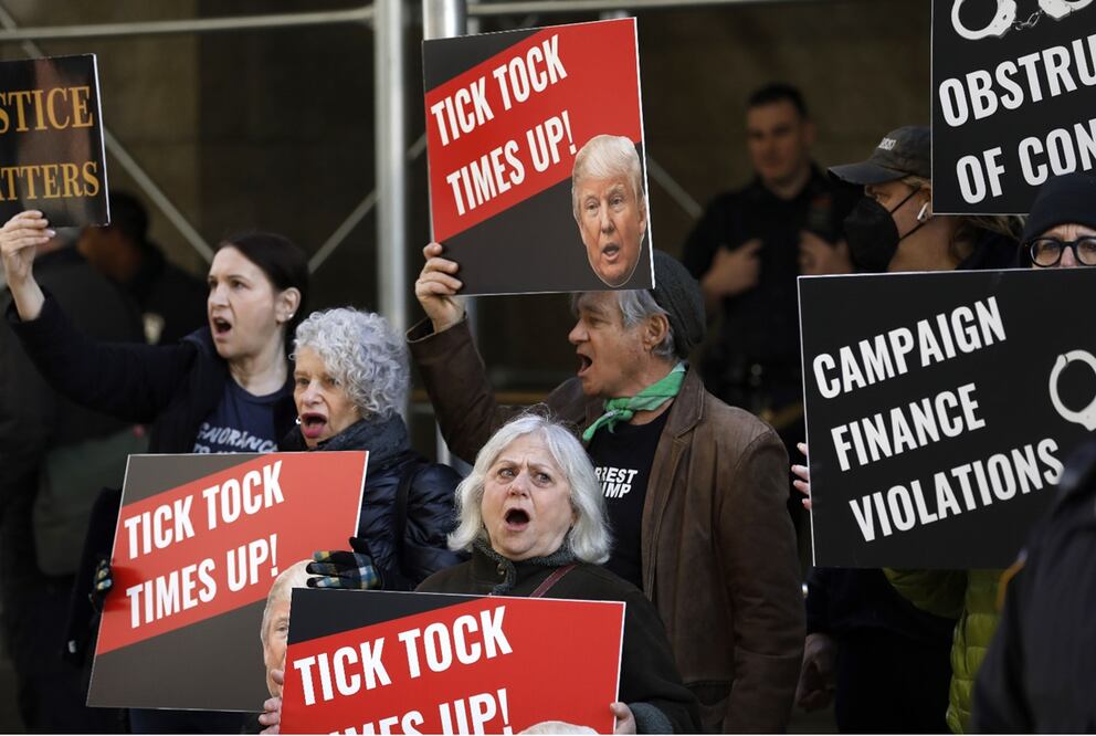 Seguidores de Donald Trump se manifiestan en Nueva York. EFE