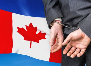 Canadá enfrenta demanda colectiva por encarcelar a 8,360 migrantes injustamente