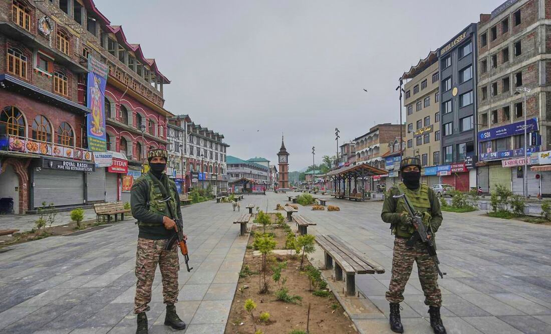 India vs Pakistán: Nueva violación del alto el fuego desata represalias(AP Foto/Mukhtar Khan)