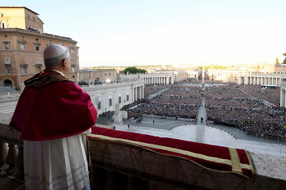 Papa León XIV: más de 150.000 fieles lo reciben en la plaza de San PedroEFE/EPA/VATICAN MEDIA