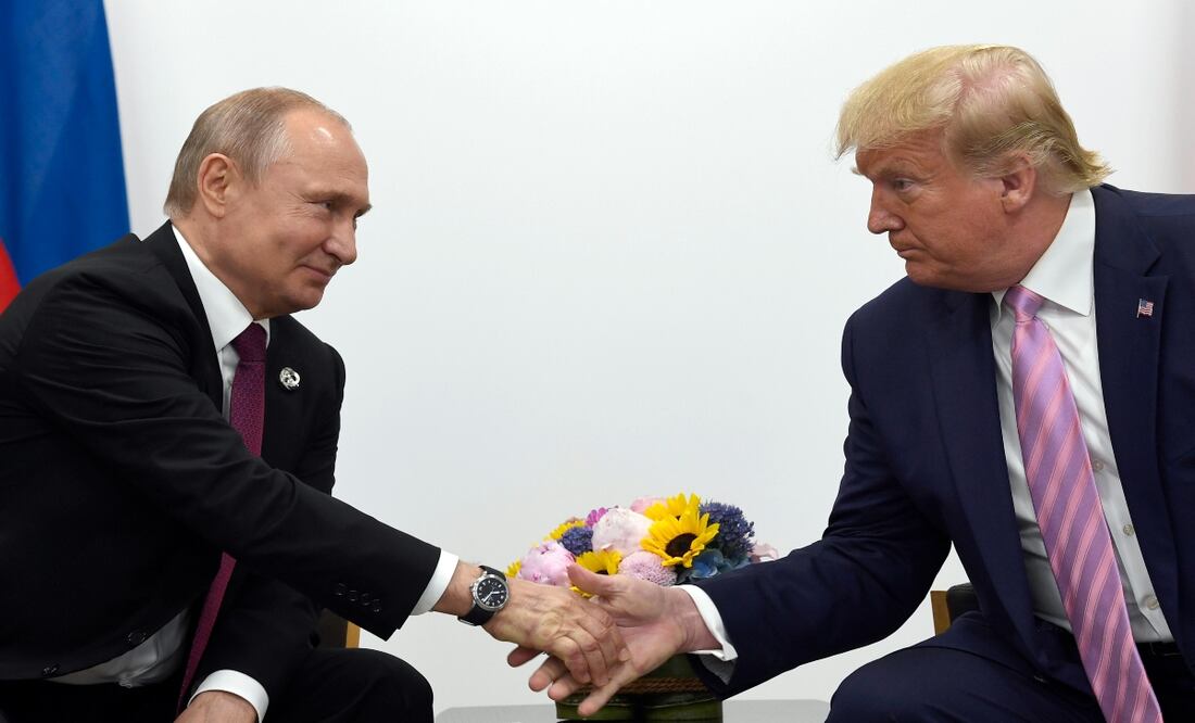 Putin regaló a Trump un cuadro con su retrato, asegura el Kremlin. Foto: AP