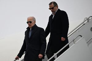 Biden rechaza hablar del caso de su hijo Hunter; "la causa aún sigue abierta", dice