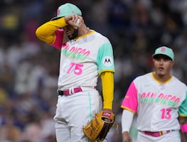 MLB: Robert Suárez, de los Padres de San Diego, suspendido por uso de sustancias prohibidas