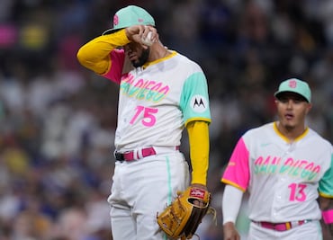 MLB: Robert Suárez, de los Padres de San Diego, suspendido por uso de sustancias prohibidas