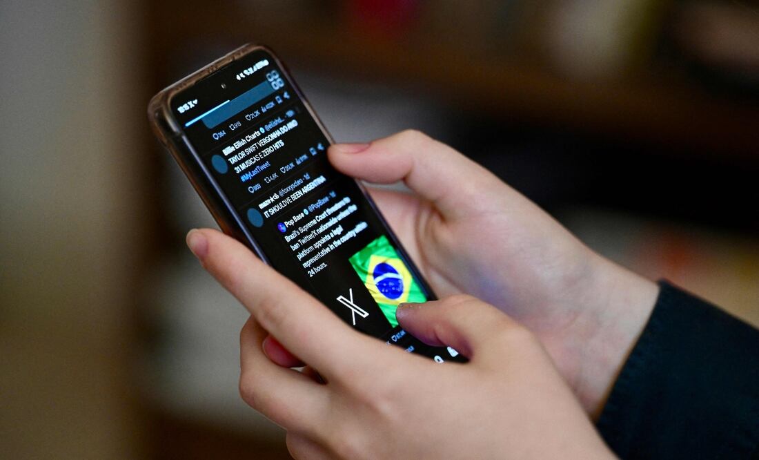 Red social X acata orden judicial y deja de funcionar de nuevo en Brasil. Foto: AFP