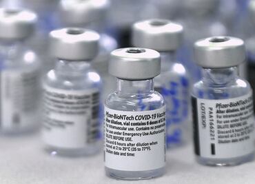 Pfizer asegura que puede entregar a EU un 10 % más de dosis