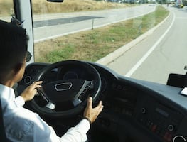 Buscan choferes para trabajo en Consulado de EU en Monterrey: este es el salario que ofrecen