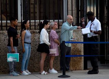 Embajada de Estados Unidos en Cuba reanuda servicios consulares y de visas tras 5 años