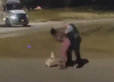 Renuncia policía que agredió a afroamericana que paseaba a su perro en EU