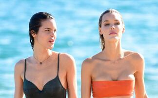 Joy Corrigan y su hermana cautivan con bikini body en Los Cabos