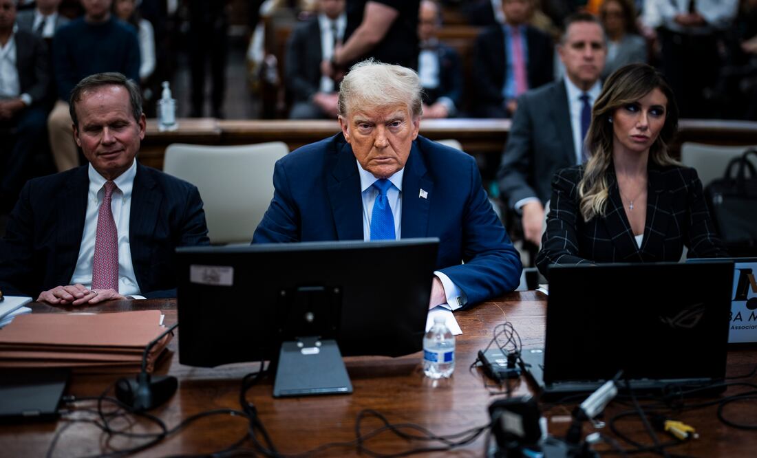 Donald Trump llegó este lunes a un tribunal de Nueva York para ser interrogado por inflar el valor de sus activos para beneficiar a su imperio inmobiliario. (Jabin Botsford/The Washington Post via AP, Pool)