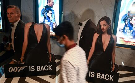 Última cinta de James Bond fracasa en taquillas de Estados Unidos