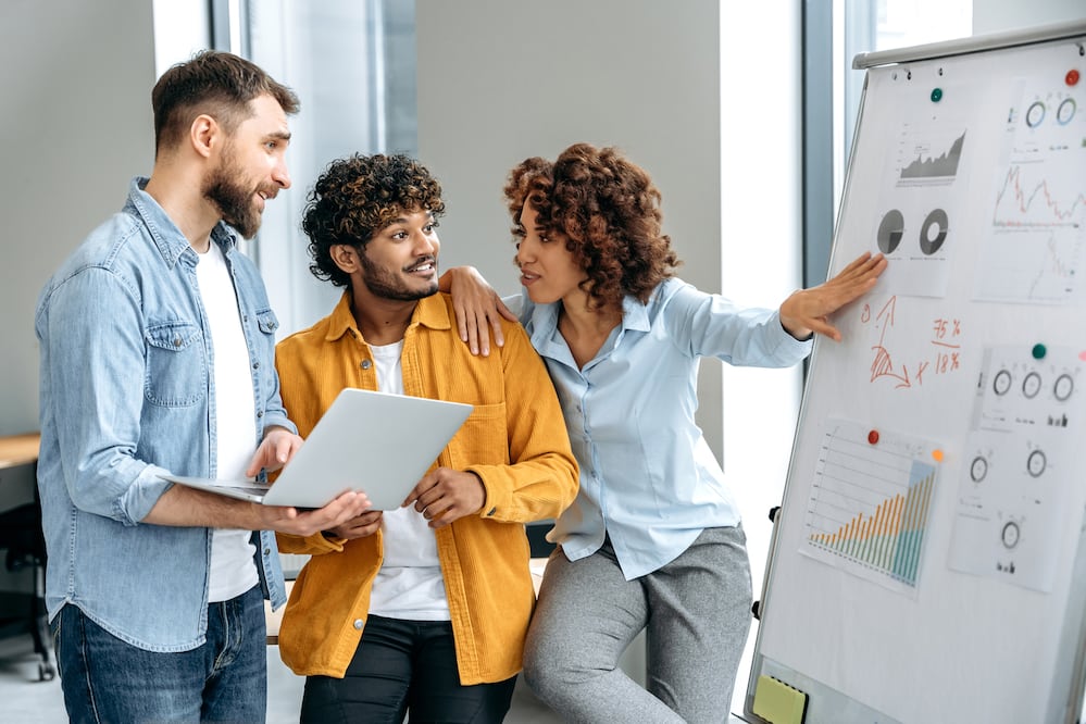 ¡Hay vacantes! Trabaja en el Consulado de Estados Unidos en Monterrey y gana $540,572 pesos anuales. iStock/Kateryna Onyshchuk