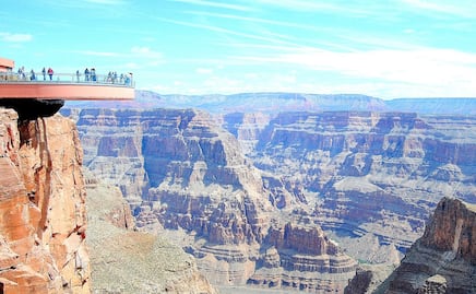 Muere turista al caer más de mil metros desde Skywalk del Gran Cañón