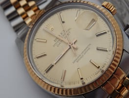 CBP incauta relojes falsificados por más de $9 millones en envíos desde China y Hong Kong