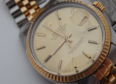 CBP incauta relojes falsificados por más de $9 millones en envíos desde China y Hong Kong