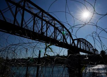 Estados Unidos reanuda operaciones en cruces ferroviarios de Texas pero mantiene otras restricciones