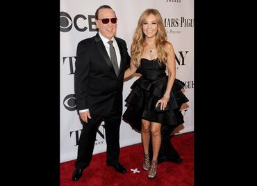 Thalía sorprende a Tommy Mottola con singular postal de cumpleaños