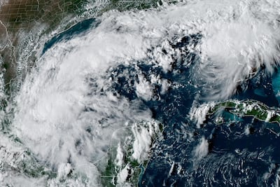 Huracán Isaías: Alabama declara emergencia y Florida ordena evacuaciones ante su llegada a Estados Unidos