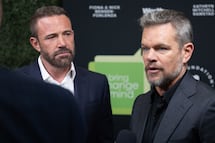Matt Damon y Ben Affleck en problemas: policías de Miami los demandan por retratarlos como corruptos en Netflix