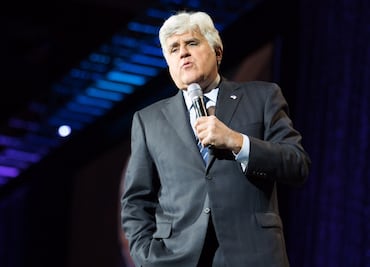 Presentador Jay Leno sufre quemaduras graves en el rostro